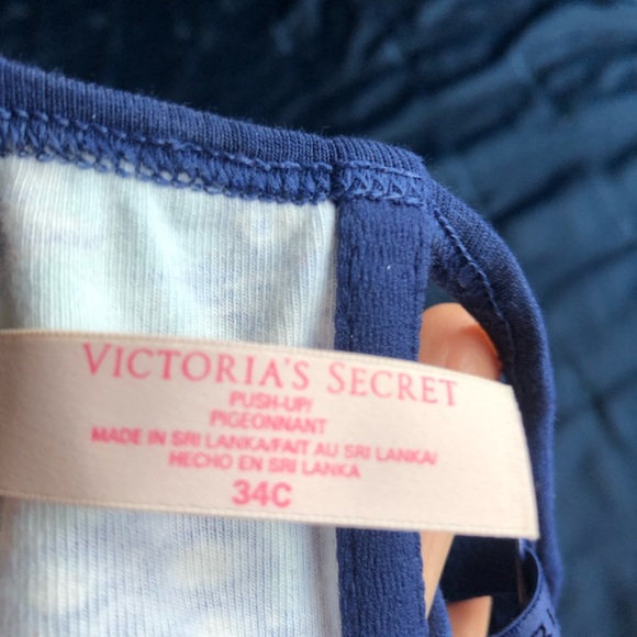 Victoria’s Secret padded/push-up bra - Picture 3 of 3